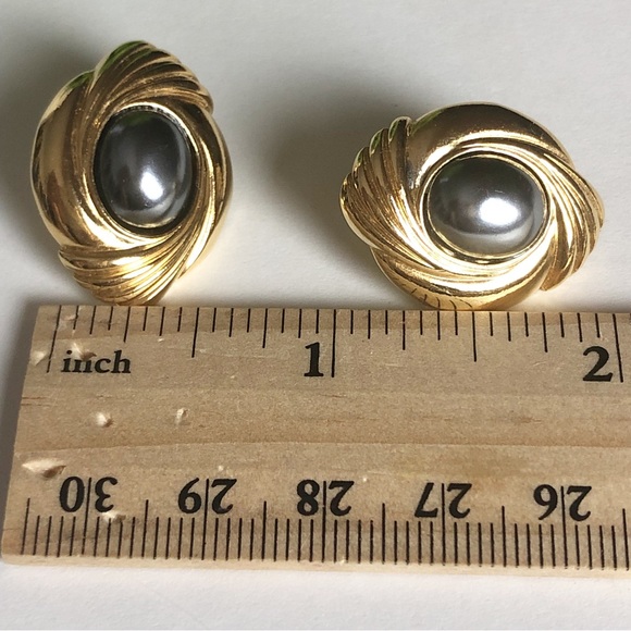 AVON Vintage Victorian Pierced Stud Earrings w/ Gold Tone & Gray Faux Pearl - Picture 4 of 5